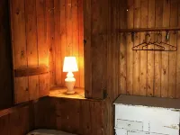 2 Mins/350 ft Walk to West Beach 4-Br Cottage in Westbrook, CT with Large Yard Hotels in Westbrook