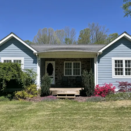 Compass Rose: Orient yourself! 3 bedroom peaceful retreat on the lake