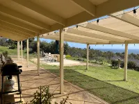 CURROLGA Elevated Seaviews, Tranquil Coastal Retreat Rolling hills, Dogs welcome - Homestays