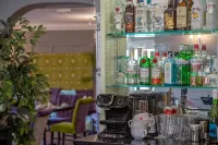 Alton House Hotel - Quầy bar