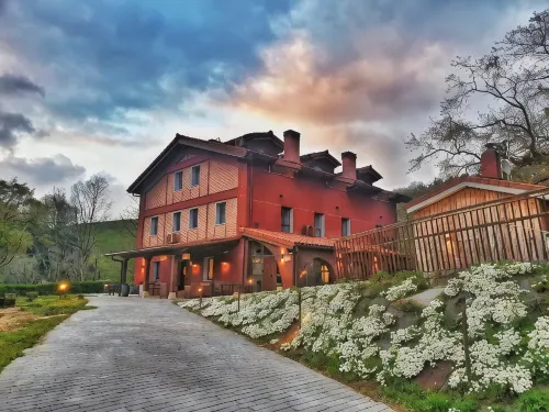 Hotel Rural Sagarlore - Bergblick