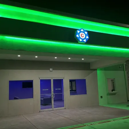 Crystal Inn Отели рядом с достопримечательностью «Торговый центр Greenspoint»