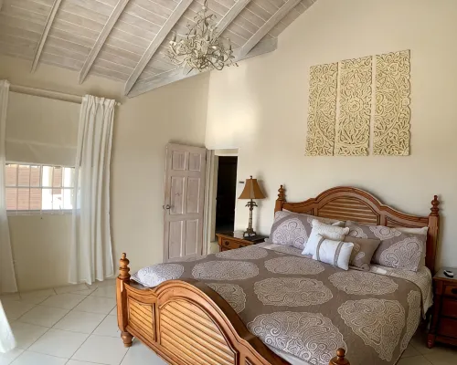 Luxury Villa St James,  4 bed 4 bath , Private Pool, fantastic sea views Hotele w: Mount Standfast