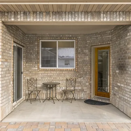 Spacious/King bed/bbq/Quality furnishings/Lg suite