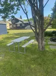 Spacious four bedroom house -walking distance to Lake Superior / Washburn shops - Wifi