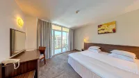 Madara Park Hotel - 3 stelle