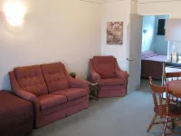 Blue Dolphin Motel