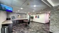 Studio 6 Mobile, AL - Motels