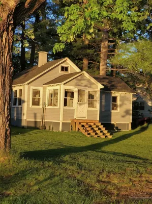 Cozy Cottage on Togus Pond