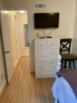 Cozy efficiency apartment/heated pool - Wifi
