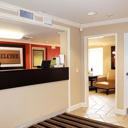 Extended Stay America Suites - Chicago - Schaumburg - Convention Center