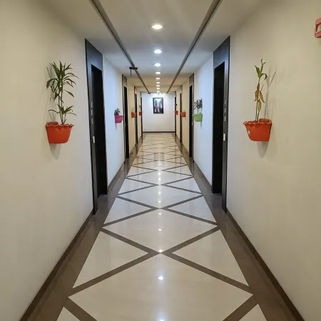 Hotel Grand Ambience