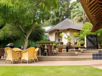 Winelands Villa Guesthouse and Cottages Hotels near Somerset Value Mart