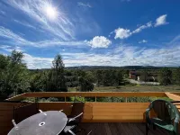Fantastic view of The Highlands! Comfortable 2-bedroom w/loft condo. Come relax. - Wifi