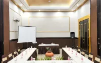 Aliyana Hotel & Resort