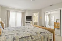 Strandcastle Beach House - Oceanfront! - You're right on the sand! - バルコニー