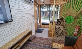 Honors Apartment & Hotel