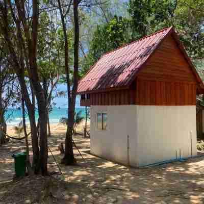 Robinson Bungalows Hotel Exterior