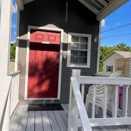 The Tiny House Experience 6m North of Mnt. View Ark. on N. Riverview  Rd Cr 186