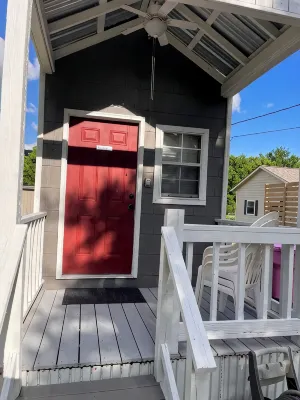 The Tiny House Experience 6m North of Mnt. View Ark. on N. Riverview  Rd Cr 186 - 가족여행