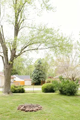 Luxurious Marilyn’s Mansion in the heart of Springfield!