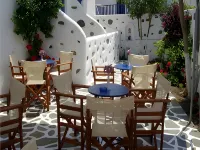 Dilion Hotel - خدمة نقل من وإلى المطار