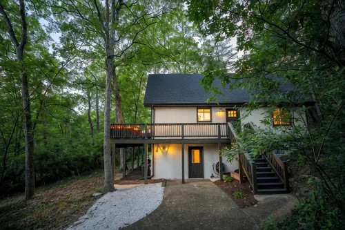 Serene Massanutten Retreat, Nestled in the Trees