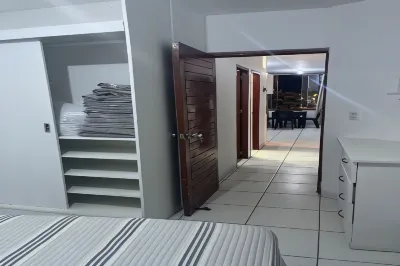 Oceanview 2-Bedroom Apartment in Huanchaco, Peru Ξενοδοχεία στην πόλη 