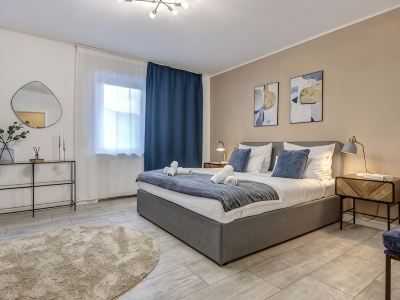 Central design apartment near the shore - 105 sqm - Parking - Kitchen - Netflix
