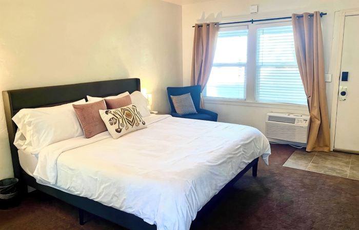 #12 Historic apartment - Mainstreet - Full kitchen