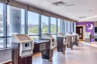 Premier Inn London Gatwick Airport (North Terminal) Hotel - parking