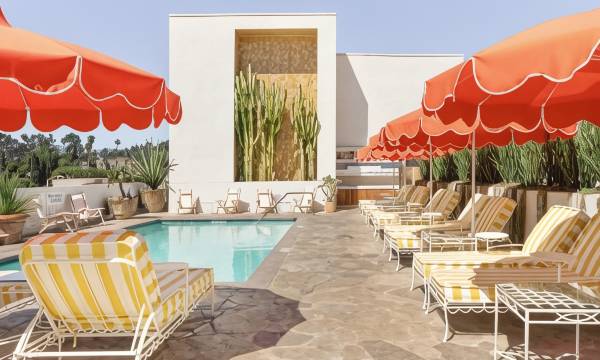 Silver Lake Pool & Inn