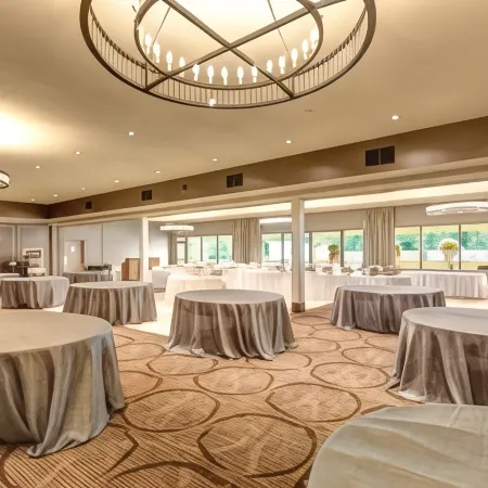 Best Western Plus Guildwood Inn Отели в г. Пойнт Эдуард