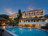 Spencer Green Hotel Batu - Kolam Renang