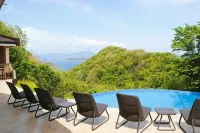 Tugawe Cove Resort - Pools