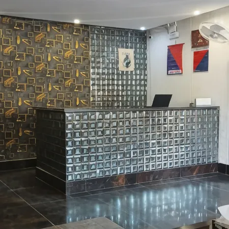Hotel Royal One