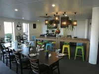 Sugar Country Motor Inn - breakfast