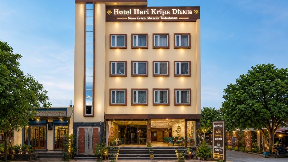 Hotel Hari Kripa Dham Near Prem Mandir
