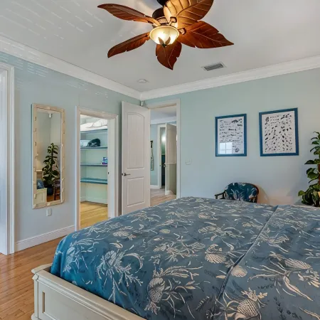 Big Luxury 6 bdrm, Pool, Spa, Bikes, Kayak, Reviews, Beach!