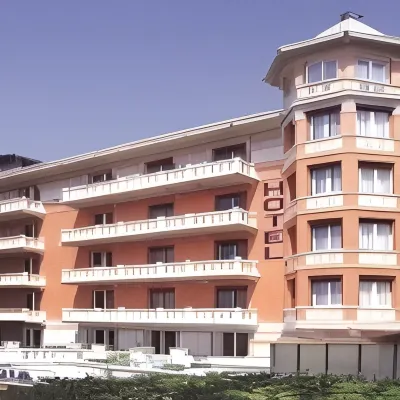 Hotel Vittoria Отели рядом с достопримечательностью «Станция метро Darsena»