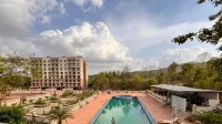 MOTUS MOUNTAIN VIEW HOTELS - Airport Shuttle