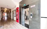 Sans Vibes Hotel Syariah Graha 100 Gubeng Surabaya - 2-Star