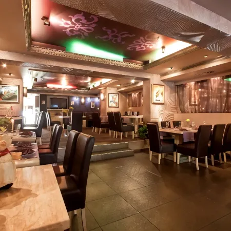 Saint George Hotel & Medical Spa