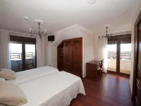 Pensión Residencia A Cruzán - balcony