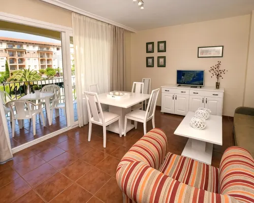 ليو إسلامار Hotels near لا بيلا هارميتاج