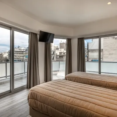 شينوفون هوتل Hotels near محطة مترو سيبوليا