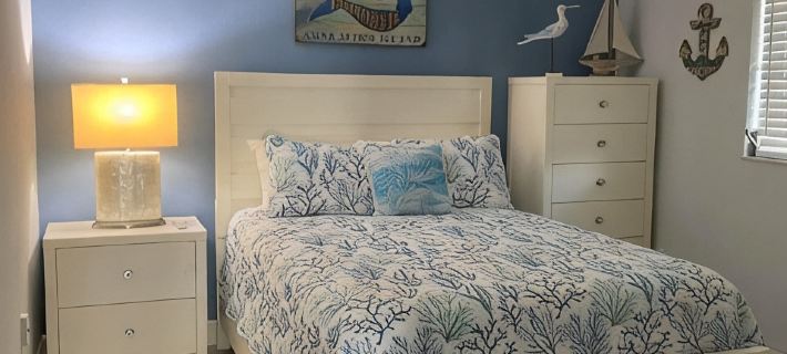 3 Minute walk to beautiful AMI beach! Old Florida Charm with a Modern Flair! Hotels in Holmes Beach