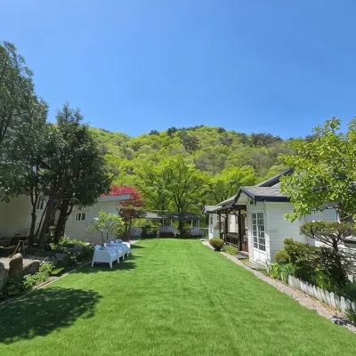 Heungjeong Valley 409 Pension Hotels near Herbnara Farm