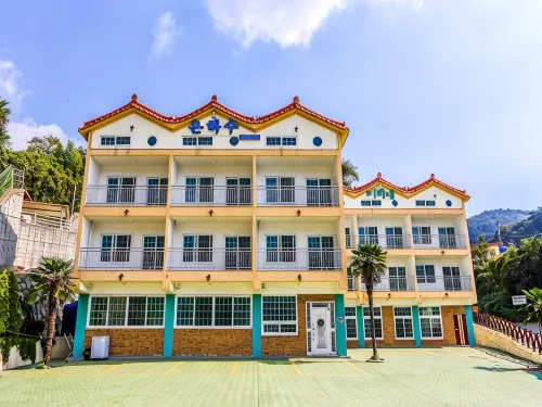 Geoje Island Milky Way Pension - Ocean View
