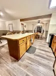 Quaint & Historic Downtown Oscoda Home - 홈스테이